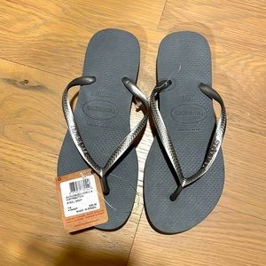 NWT Havianas Flatform Flipflops in Steel Gray (7/8) Platform Sandal